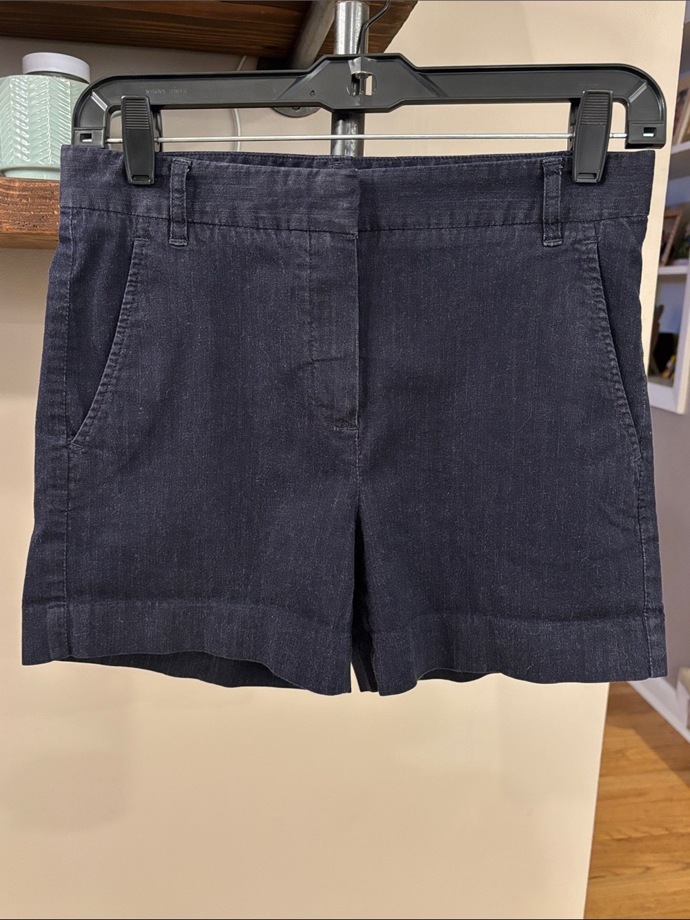 Theory Dark Wash Denim Shorts Size 4 Cotton Stretxh Tailored Casual